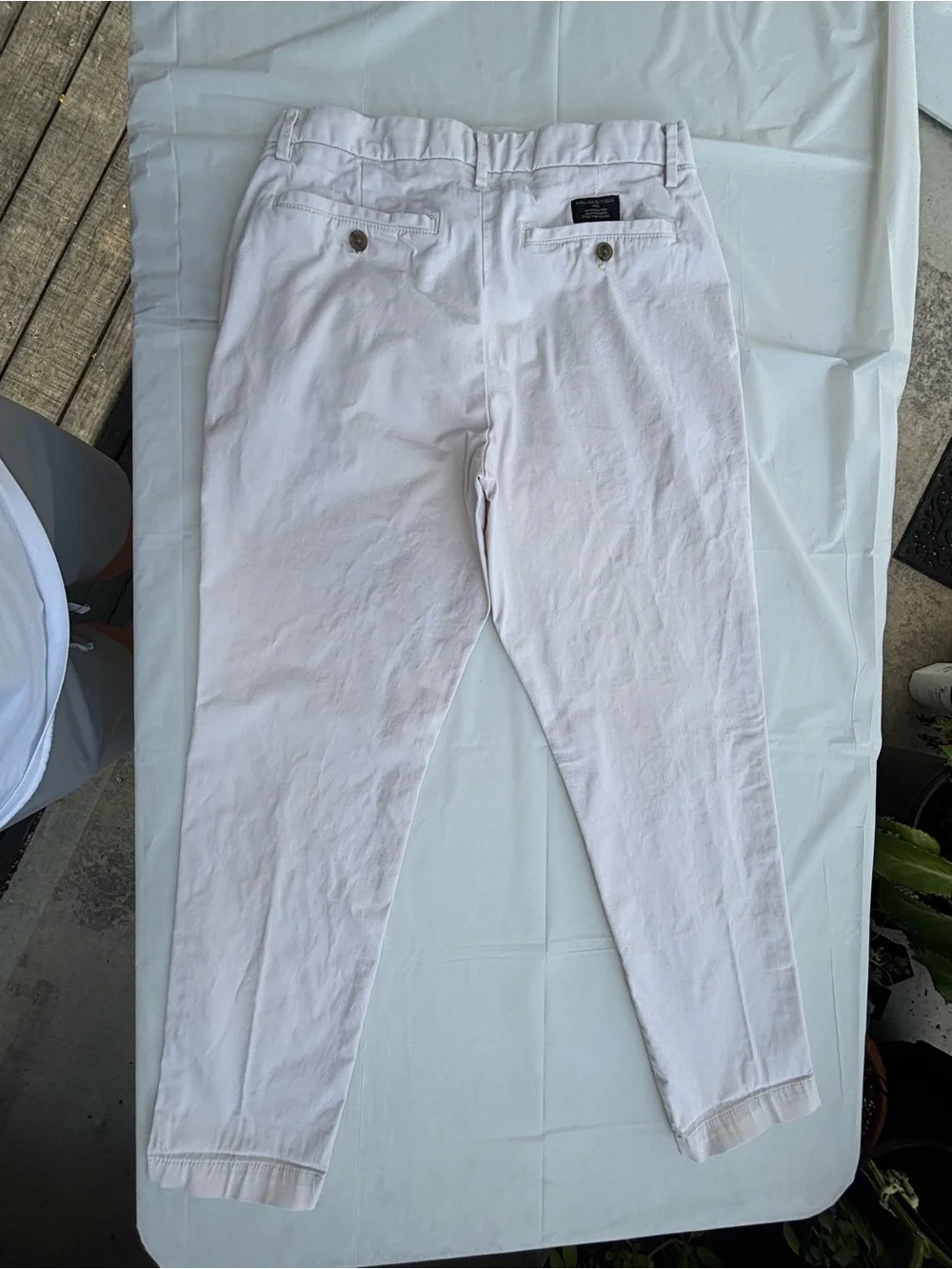 Banana Republic Men's Cream Athletic Lived In Chinos